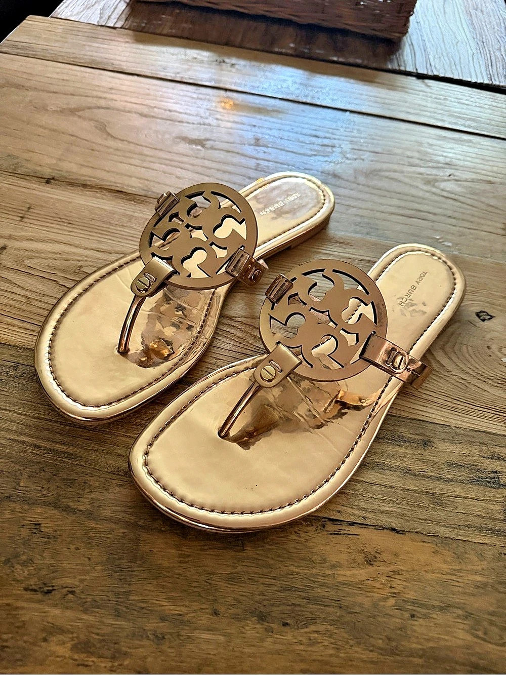 Tory Burch Miller Metal Leather Thong Sandal Metal Leather Thong Sandals in Gold